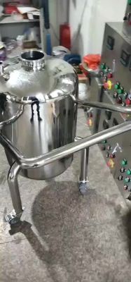 El tanque de almacenamiento de mezcla líquido industrial de la cerveza/del alcohol/de la bebida/del vino del tanque de China usado en la comida, Pharma